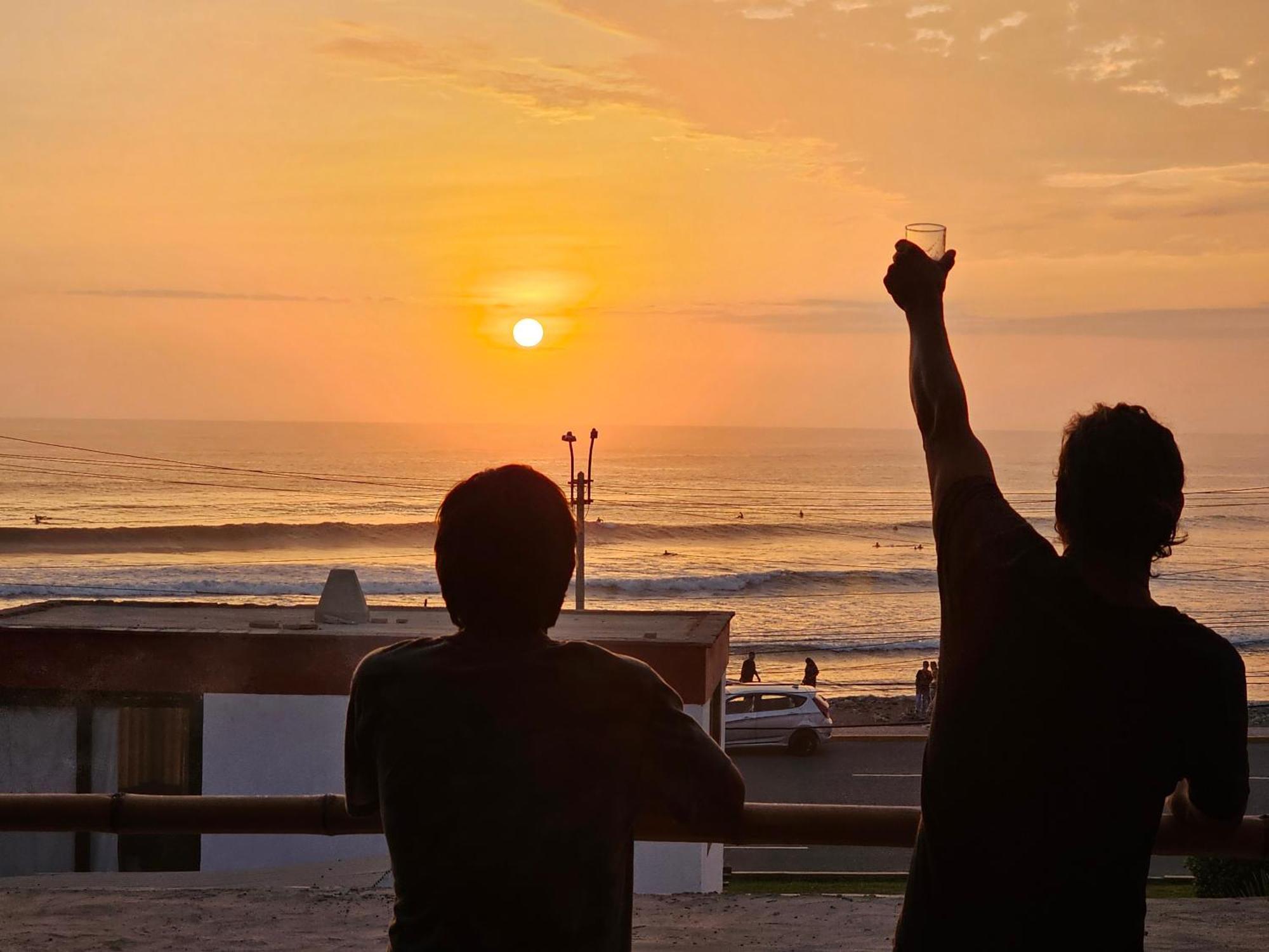 Yellow House Huanchaco Bagian luar foto